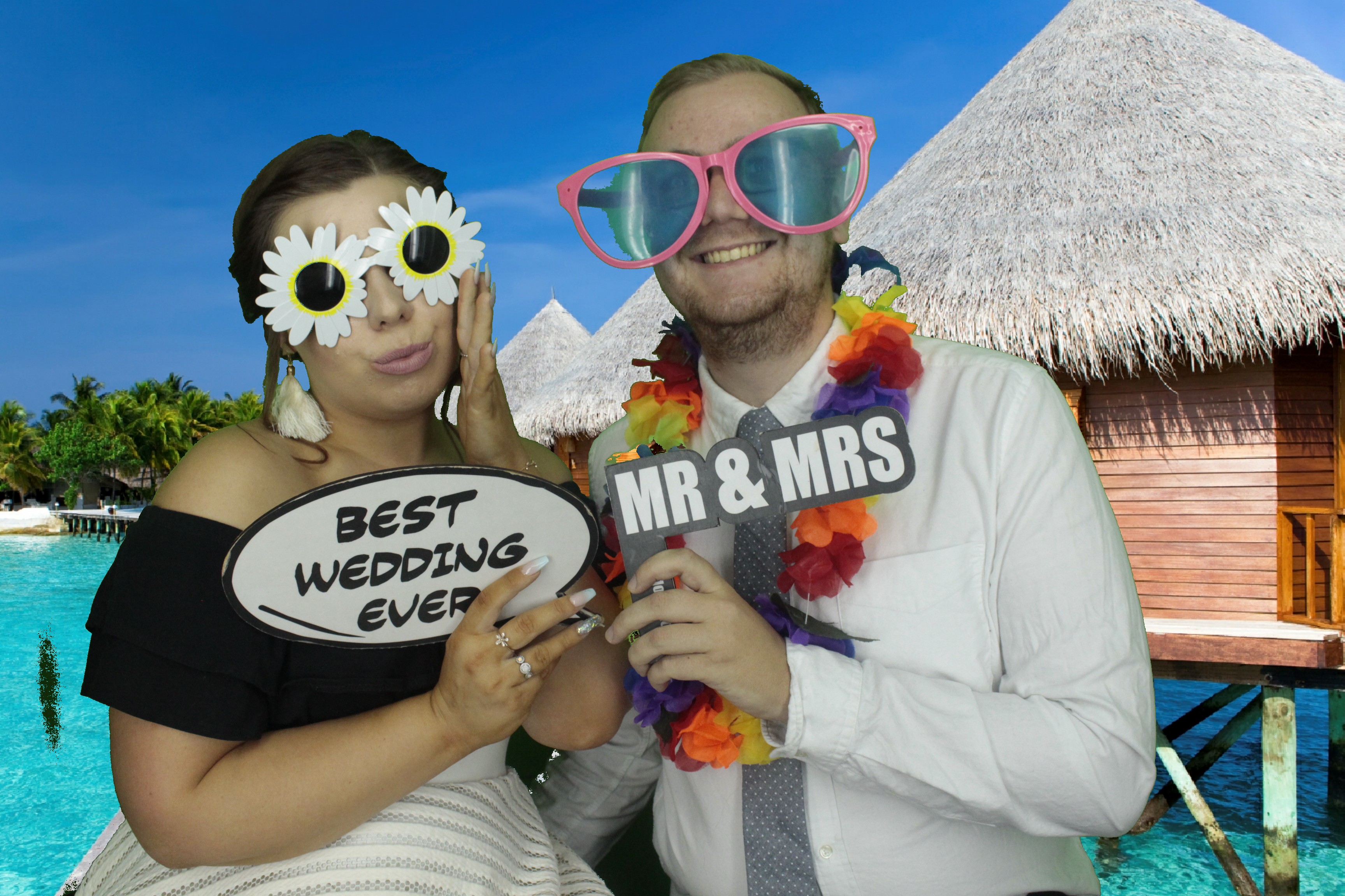 Mr & Mrs McIlvaney | View more photos from the event at gallery.myphotoboothexperience.co.uk/u/MyPhotoBoothExperienceLtd/Mr-Mrs-McIlvaney